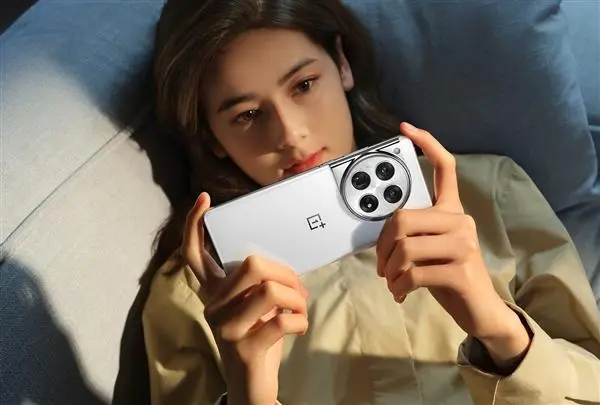 一加12正式发布啦